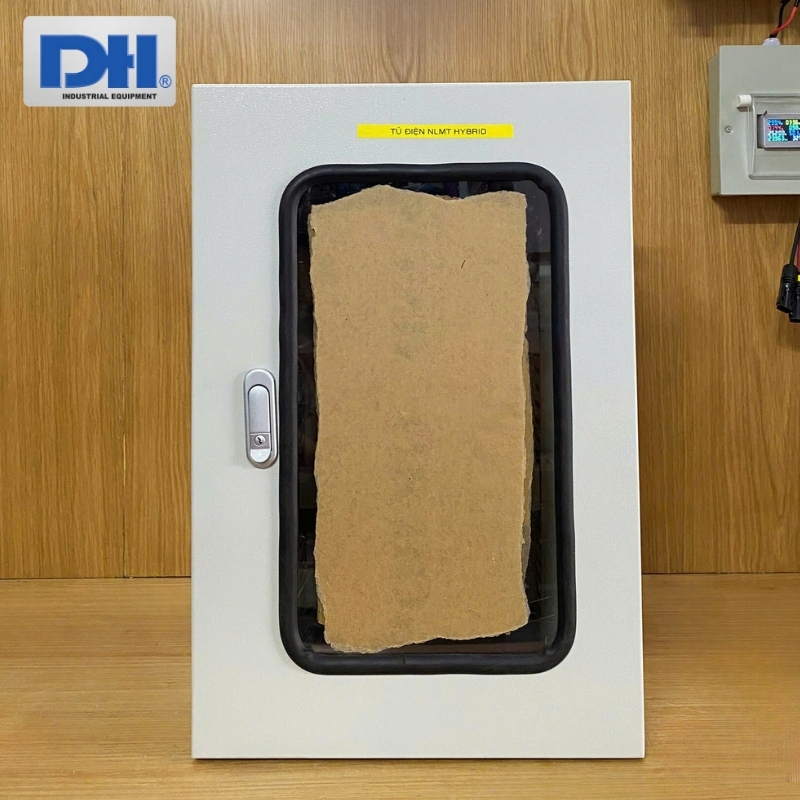 Tủ điện Hybrid 6-10kW 1 pha 