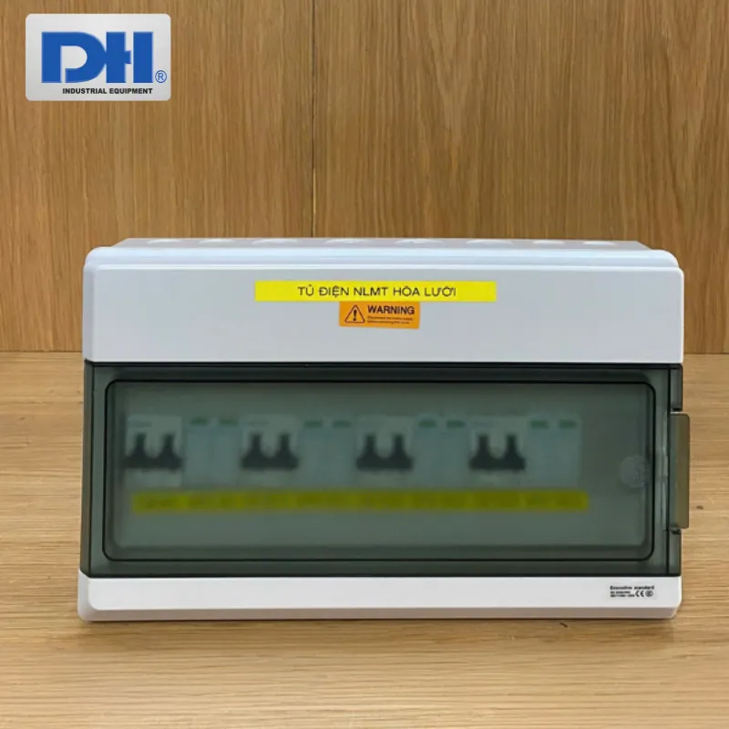 ​Tủ điện 8kW-10kW 1 pha 3 String
