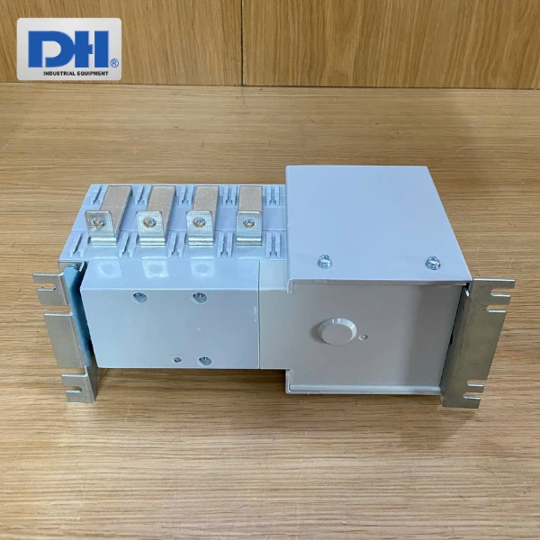 Bộ chuyển nguồn SMGQ2-160/4P Bộ chuyển nguồn SMGQ2-160/4P