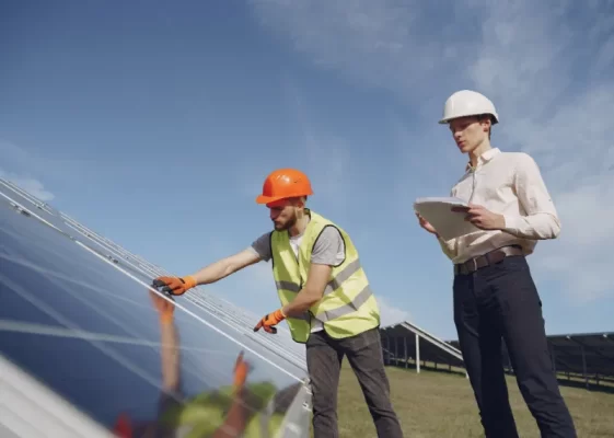 Hệ thống năng lượng mặt trời cho gia đình tiết kiệm điện