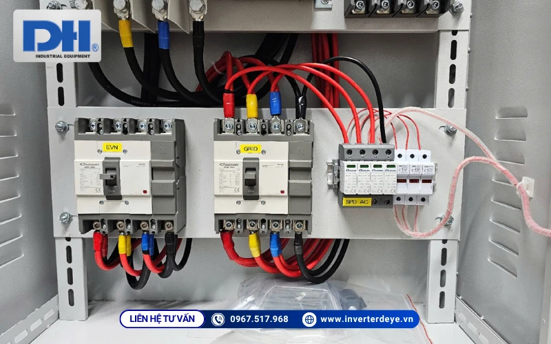 SPD 4P 275V bảo vệ tủ điện mặt trời 120kW