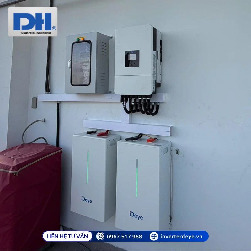 Inverter Hybrid Deye 8kW kết hợp pin lưu trữ